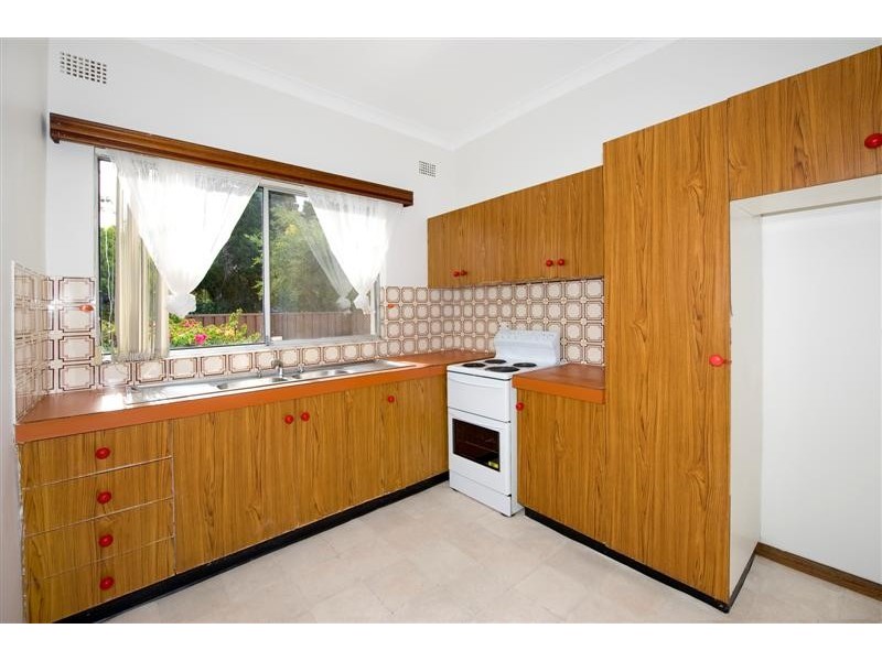 33 Nicholson Street, Burwood NSW 2134