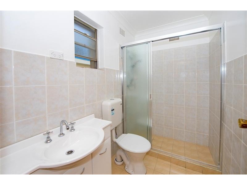 2/33 Nicholson Street, Burwood NSW 2134