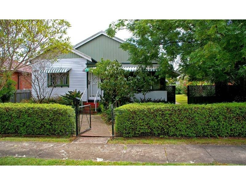 1 The Causeway, Strathfield South NSW 2136