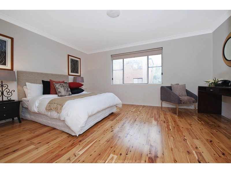 2/42-44 Sir Joseph Banks Street, Bankstown NSW 2200