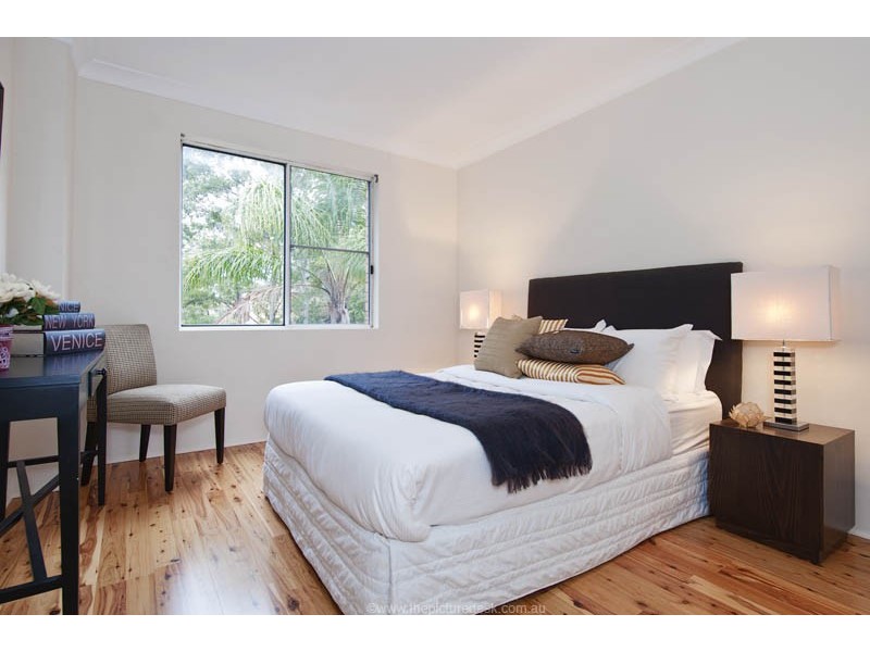 2/42-44 Sir Joseph Banks Street, Bankstown NSW 2200
