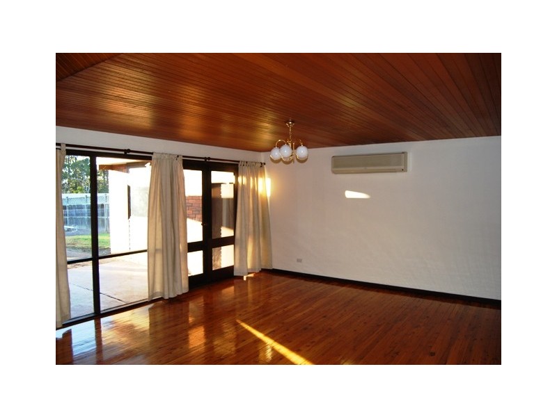 52 Elouera Crescent, Moorebank NSW 2170