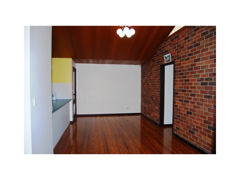 52 Elouera Crescent, Moorebank NSW 2170