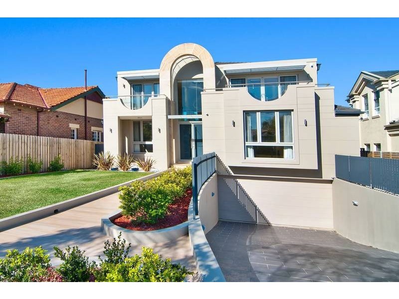 Strathfield NSW 2135