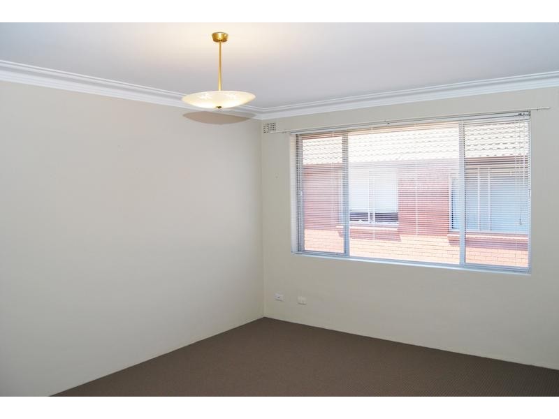 4/165 Croydon Avenue, Croydon Park NSW 2133