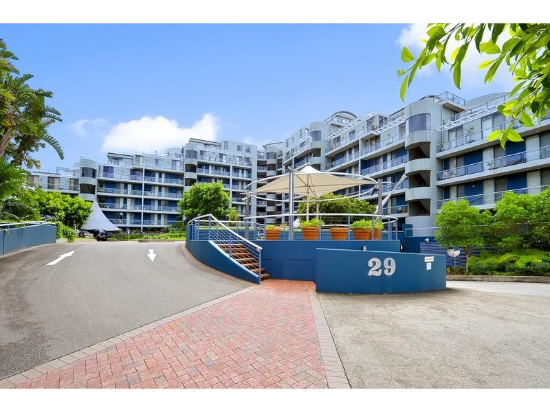 34/29 Bennelong Road, Wentworth Point NSW 2127