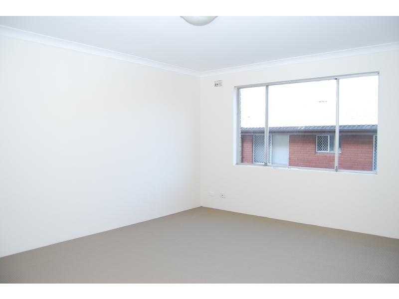 2/14 Rome St, Canterbury NSW 2193