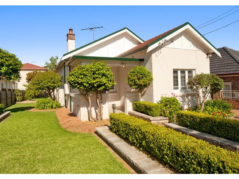 52 Wallis St, Strathfield NSW 2135