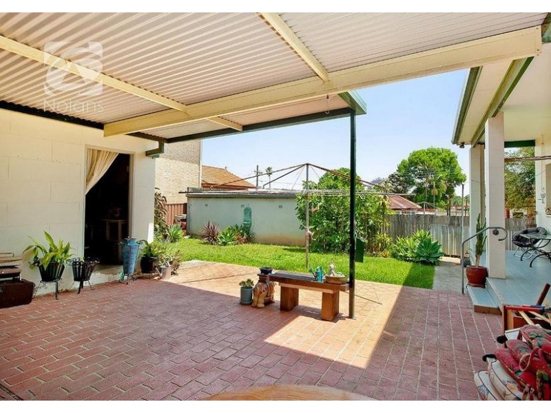 8 Woodside Avenue, Burwood NSW 2134