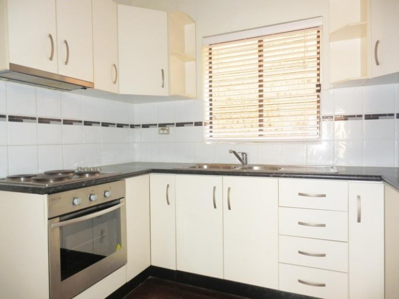 2/89 The Crescent, Homebush NSW 2140