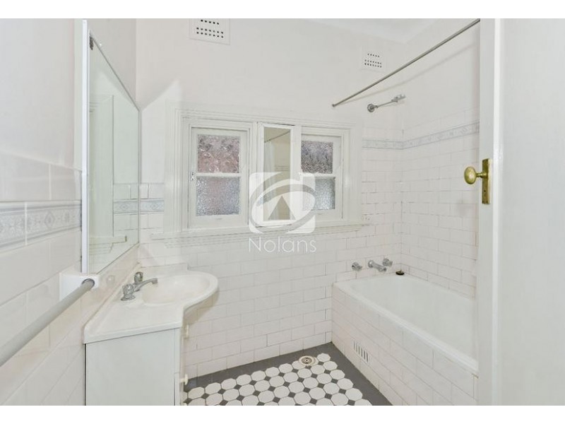 3A Oxford St, Burwood NSW 2134