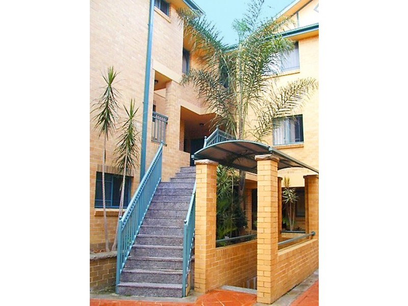 9/2-6 Gloucester Avenue, Burwood NSW 2134