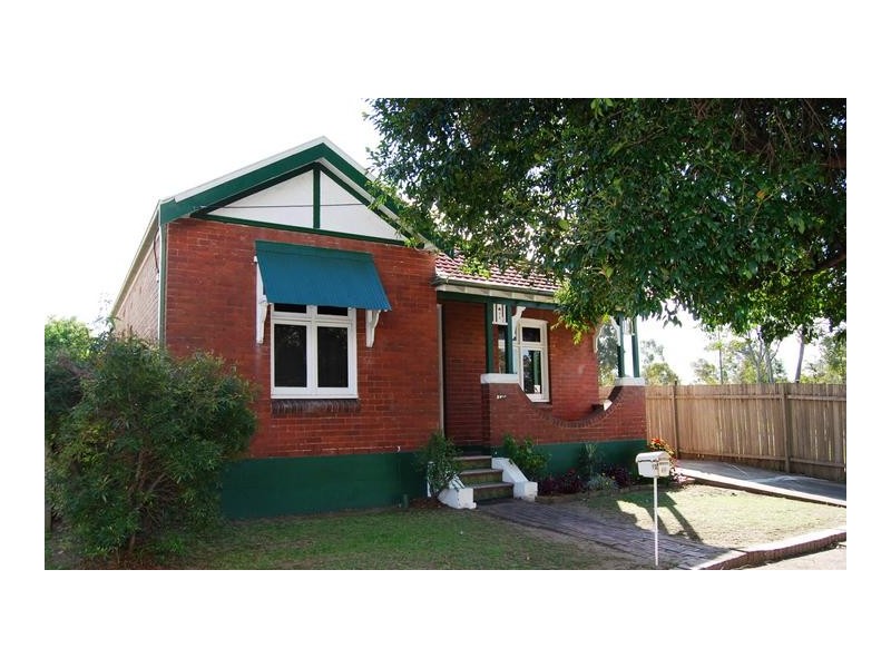 12 Flemington Rd, Homebush West NSW 2140