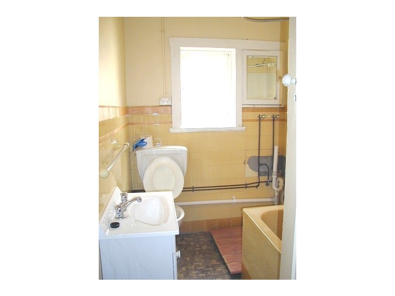 18 Railway Parade, Burwood NSW 2134