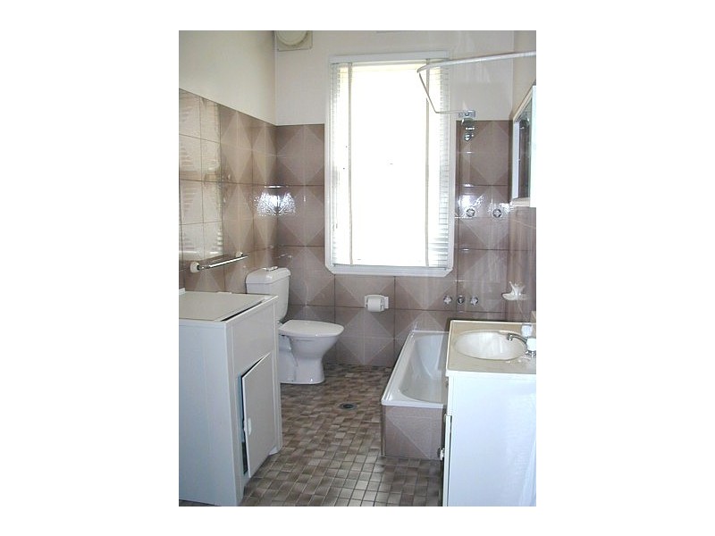 27 Prospect Road, Summer Hill NSW 2130