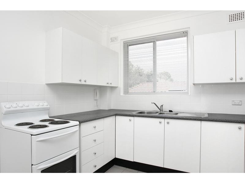 2/89 Bland Street, Ashfield NSW 2131