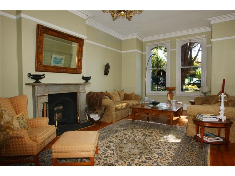 10 Clifton Avenue, Burwood NSW 2134