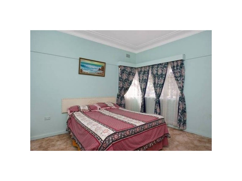 29 Hextol, Croydon Park NSW 2133