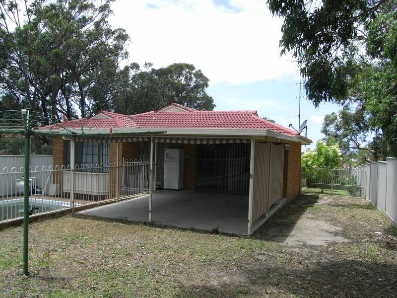 5 Clarkson Lane, Lake Haven NSW 2263
