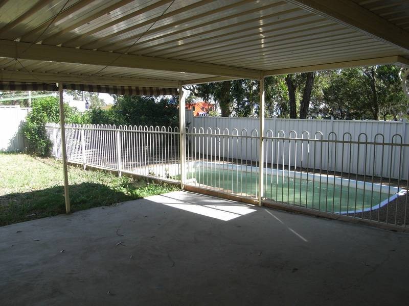 5 Clarkson Lane, Lake Haven NSW 2263