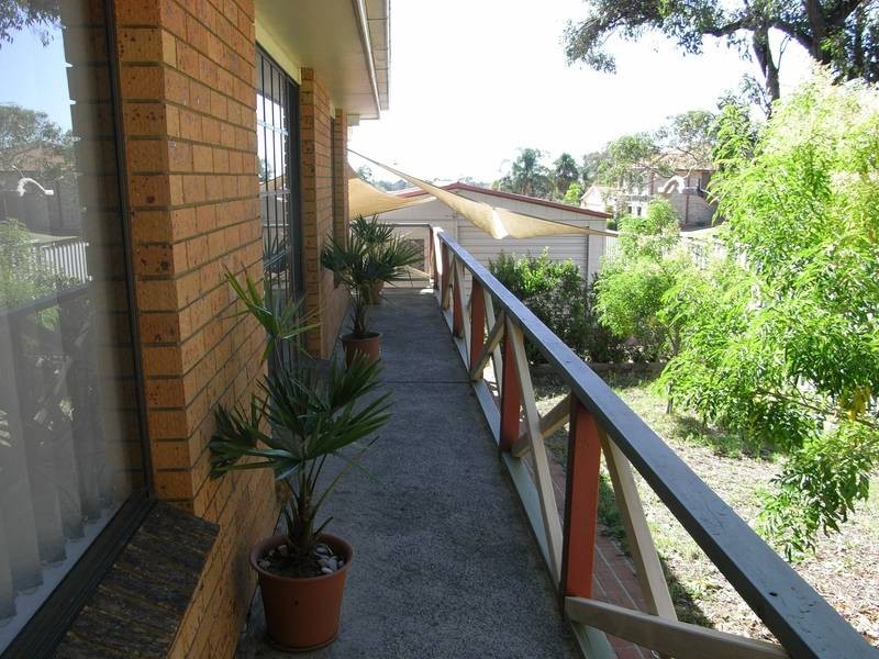 5 Clarkson Lane, Lake Haven NSW 2263