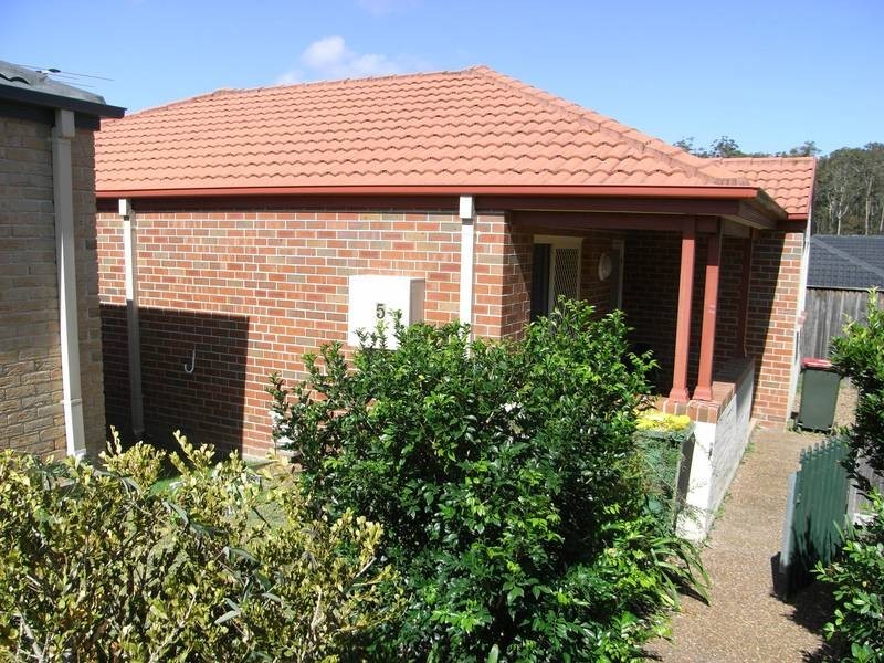 5/8 The Ridge, Wadalba NSW 2259