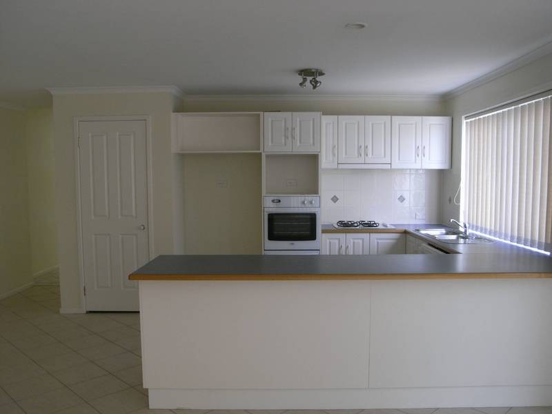 75 Mountain View Drive, Woongarrah NSW 2259