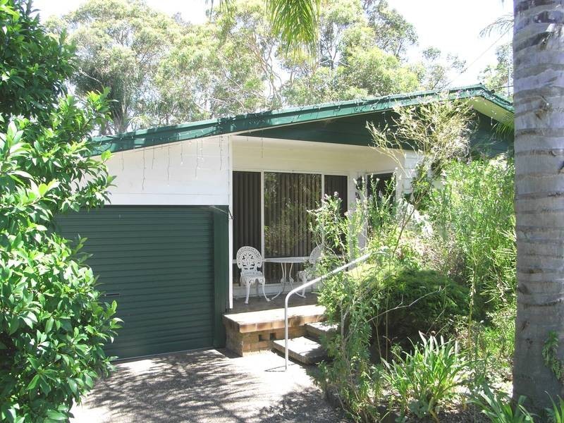 20 Kawana Avenue, Blue Haven NSW 2262