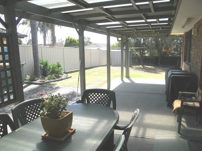 15 Gorokan Drive, Lake Haven NSW 2263