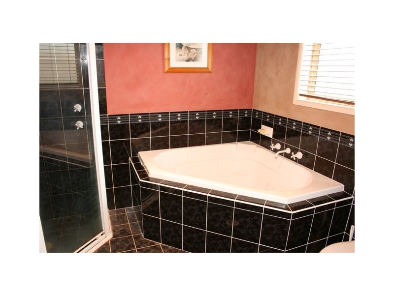 13 Corkwood Drive, Woongarrah NSW 2259