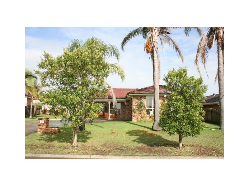4 Woodside Court, Lake Haven NSW 2263