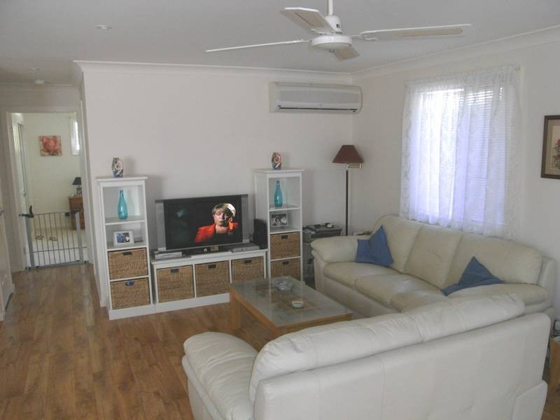 2 Saliena Avenue, Lake Munmorah NSW 2259