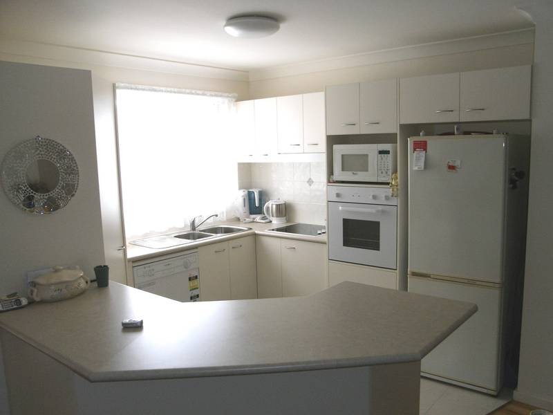 2 Saliena Avenue, Lake Munmorah NSW 2259