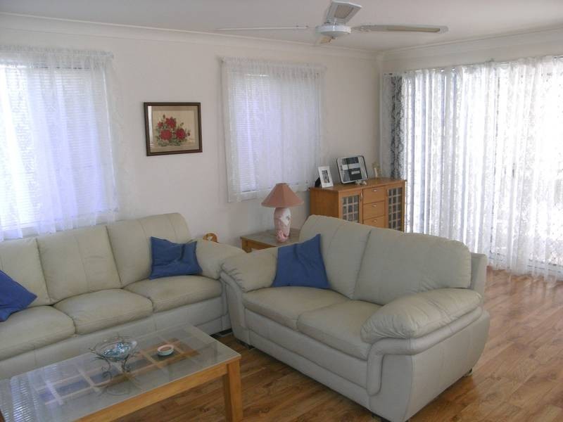 2 Saliena Avenue, Lake Munmorah NSW 2259