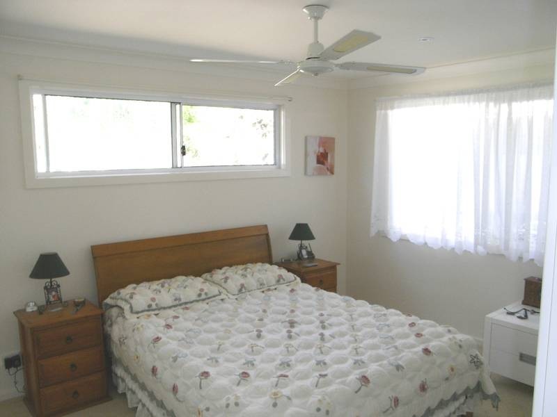 2 Saliena Avenue, Lake Munmorah NSW 2259