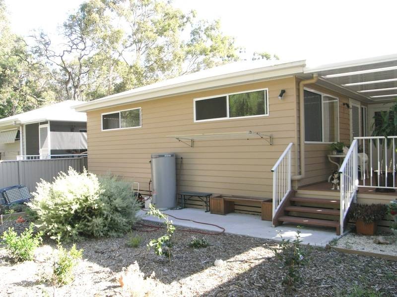 2 Saliena Avenue, Lake Munmorah NSW 2259