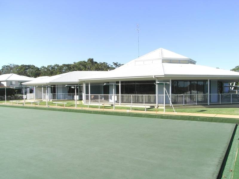 2 Saliena Avenue, Lake Munmorah NSW 2259