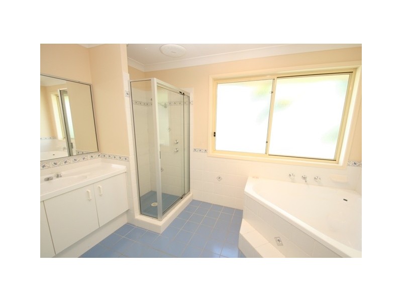 27 Monarch Drive, Hamlyn Terrace NSW 2259