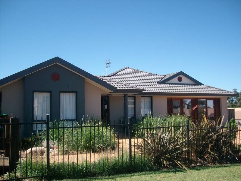 9 Stan Johnson Drive, Hamlyn Terrace NSW 2259