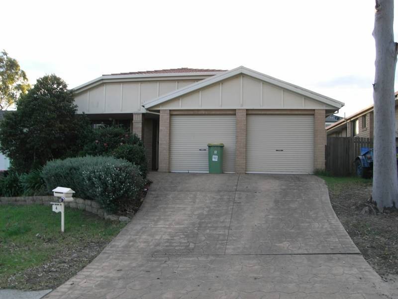 4 Waugh Crescent, Blue Haven NSW 2262