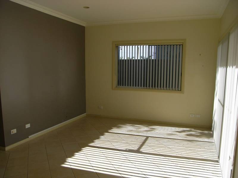 a/125 Main Road, Toukley NSW 2263