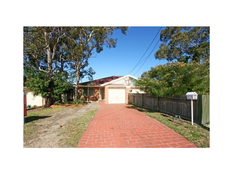 60 Roper Road, Blue Haven NSW 2262