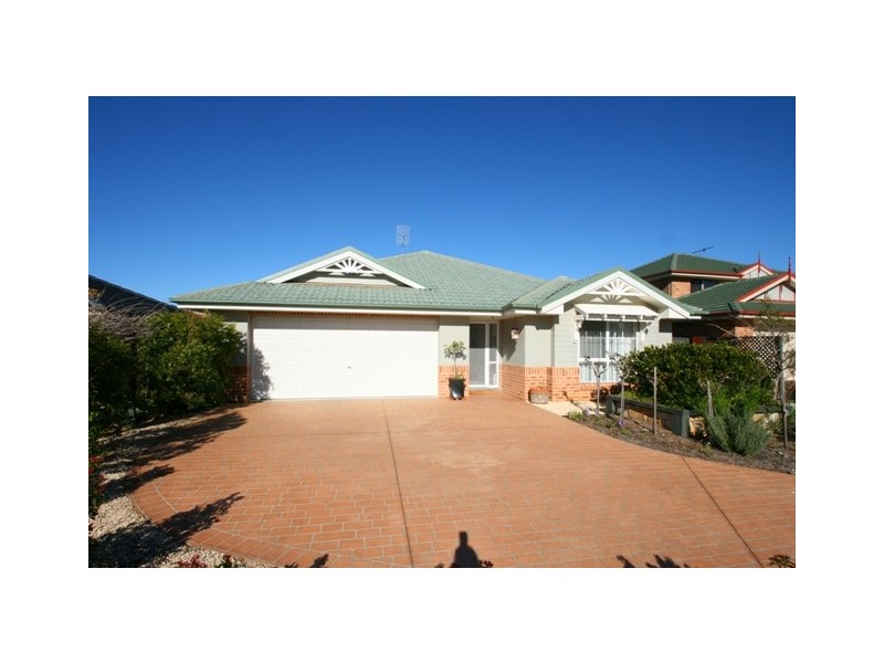 3 Lobelia Place, Hamlyn Terrace NSW 2259