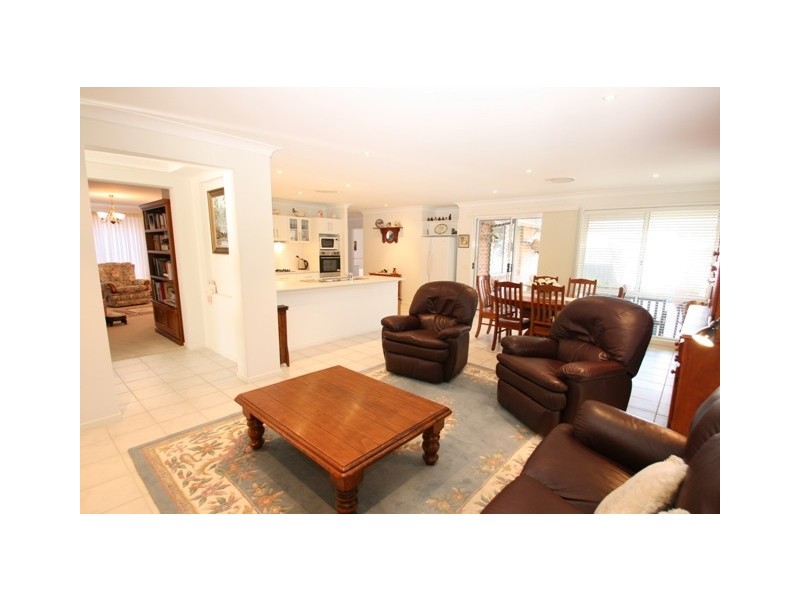 3 Lobelia Place, Hamlyn Terrace NSW 2259
