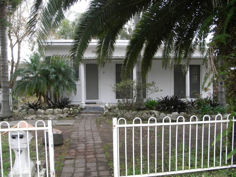 7 Howelston, Gorokan NSW 2263