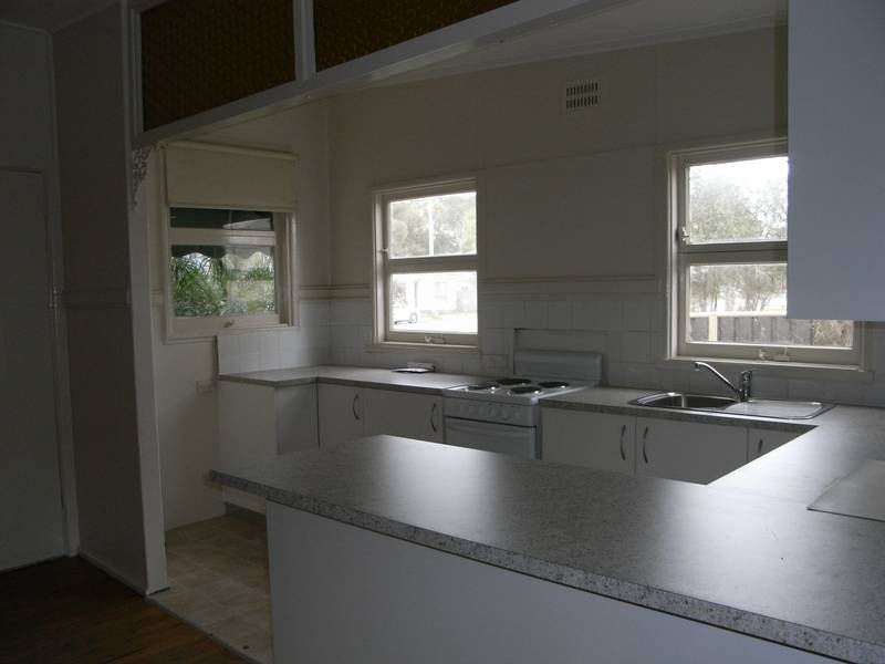 7 Howelston, Gorokan NSW 2263