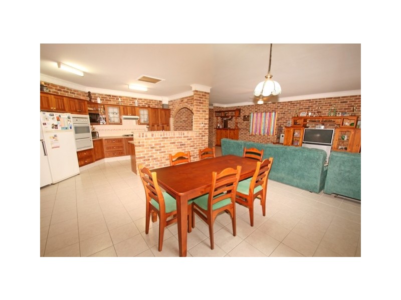 28 Albert Warner Drive, Warnervale NSW 2259