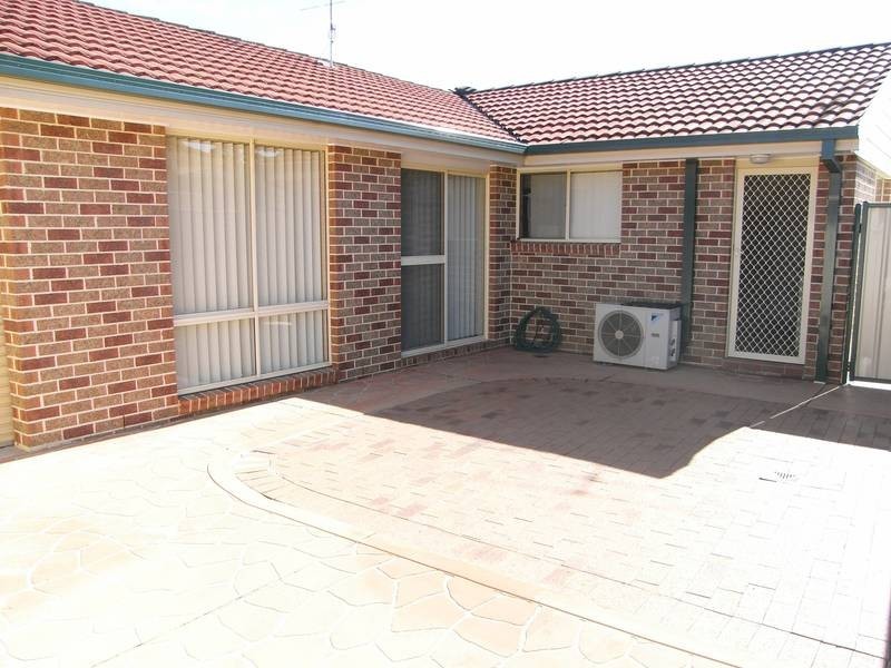 50 Christopher Crescent, Lake Haven NSW 2263