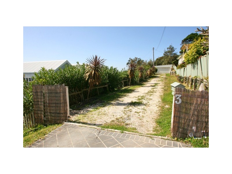 3 Bald Street, Norah Head NSW 2263