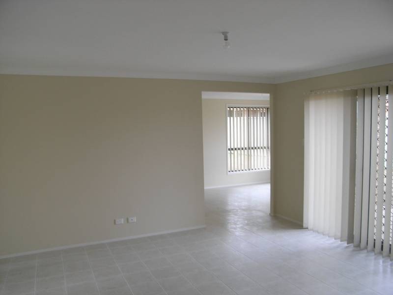 16 Mead Way, Watanobbi NSW 2259